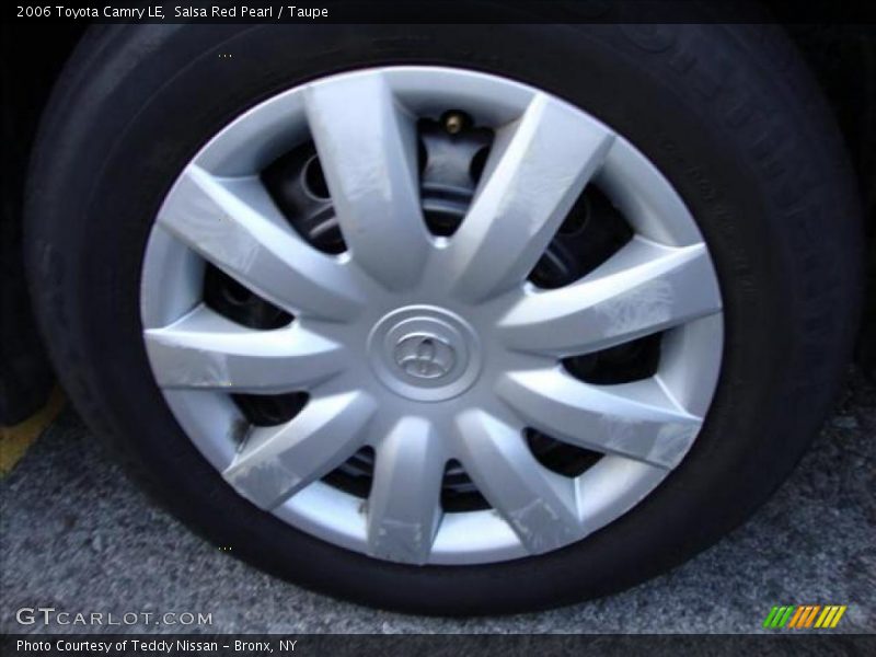 Salsa Red Pearl / Taupe 2006 Toyota Camry LE