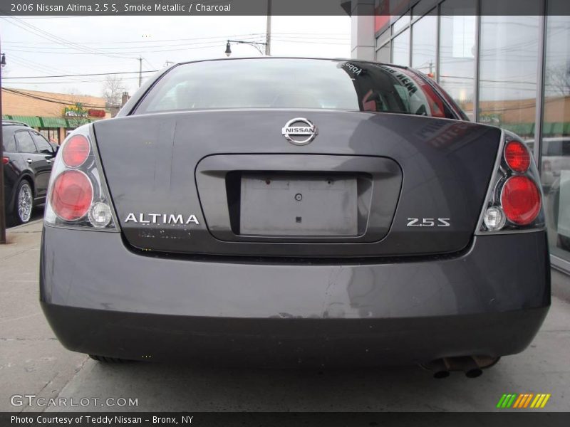 Smoke Metallic / Charcoal 2006 Nissan Altima 2.5 S