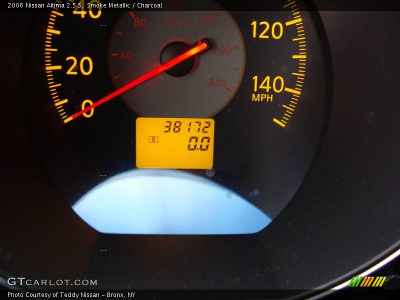 Smoke Metallic / Charcoal 2006 Nissan Altima 2.5 S
