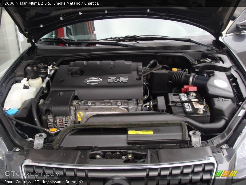 Smoke Metallic / Charcoal 2006 Nissan Altima 2.5 S