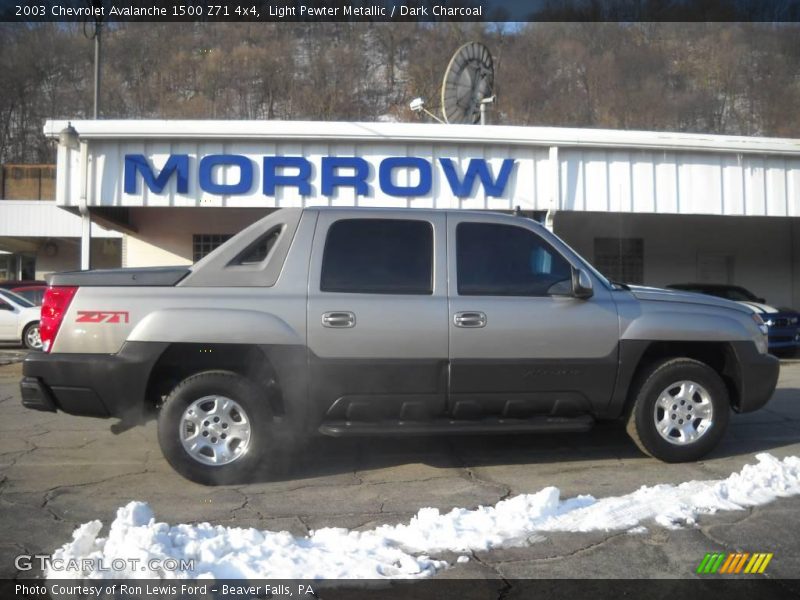Light Pewter Metallic / Dark Charcoal 2003 Chevrolet Avalanche 1500 Z71 4x4