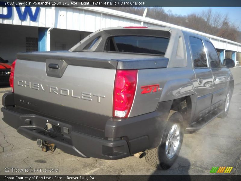 Light Pewter Metallic / Dark Charcoal 2003 Chevrolet Avalanche 1500 Z71 4x4
