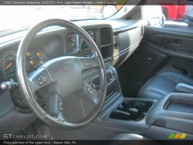 Light Pewter Metallic / Dark Charcoal 2003 Chevrolet Avalanche 1500 Z71 4x4