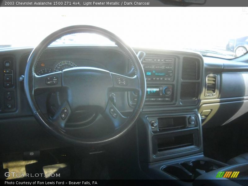 Light Pewter Metallic / Dark Charcoal 2003 Chevrolet Avalanche 1500 Z71 4x4