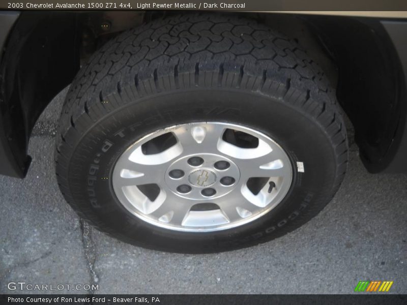 Light Pewter Metallic / Dark Charcoal 2003 Chevrolet Avalanche 1500 Z71 4x4