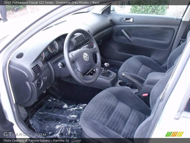 Silverstone Grey Metallic / Black 2003 Volkswagen Passat GLS Sedan