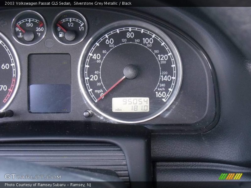 Silverstone Grey Metallic / Black 2003 Volkswagen Passat GLS Sedan
