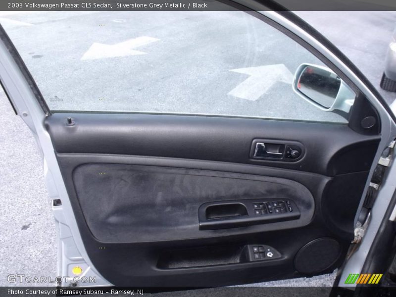 Silverstone Grey Metallic / Black 2003 Volkswagen Passat GLS Sedan