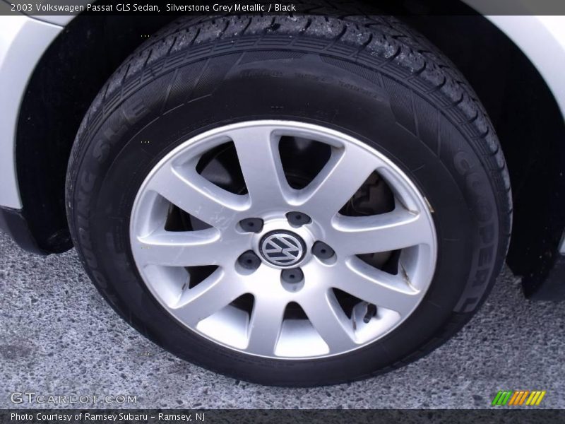 Silverstone Grey Metallic / Black 2003 Volkswagen Passat GLS Sedan