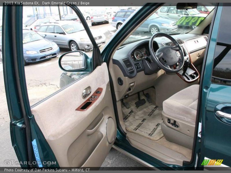 Dark Emerald Green / Beige 2003 Kia Sedona EX