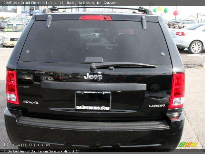 Black / Dark Khaki/Light Graystone 2005 Jeep Grand Cherokee Laredo 4x4