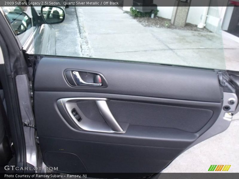 Quartz Silver Metallic / Off Black 2009 Subaru Legacy 2.5i Sedan