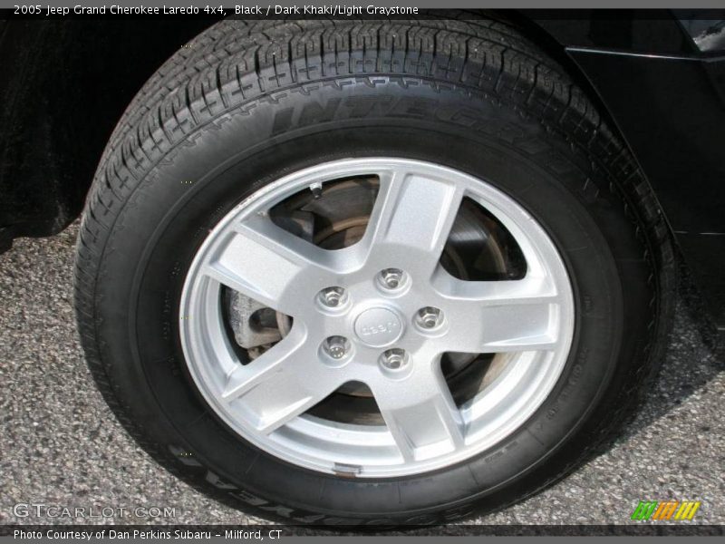 Black / Dark Khaki/Light Graystone 2005 Jeep Grand Cherokee Laredo 4x4