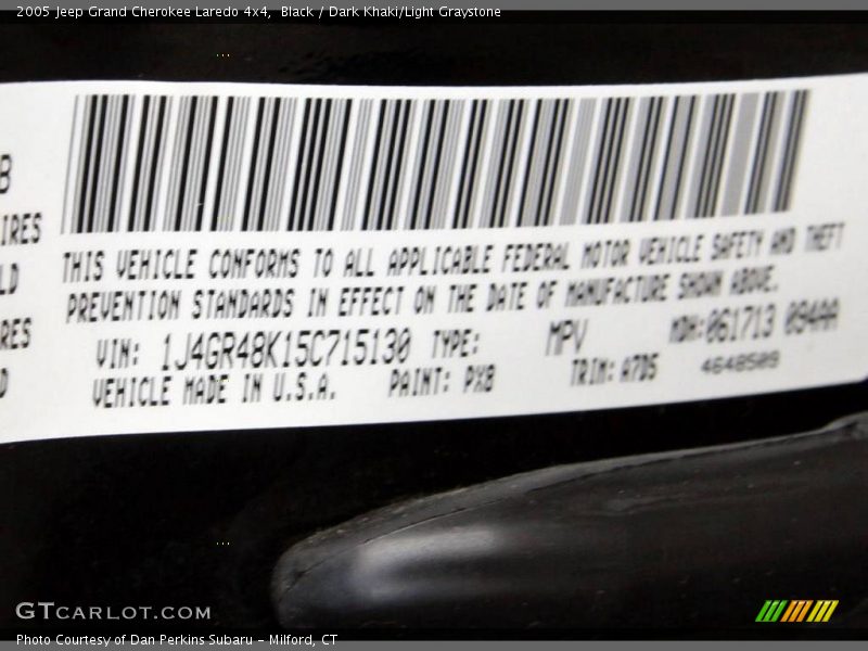 Black / Dark Khaki/Light Graystone 2005 Jeep Grand Cherokee Laredo 4x4