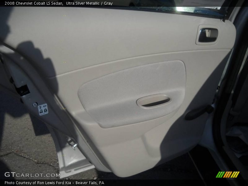 Ultra Silver Metallic / Gray 2008 Chevrolet Cobalt LS Sedan