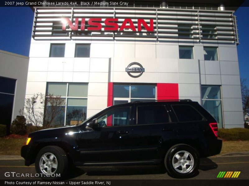 Black / Medium Slate Gray 2007 Jeep Grand Cherokee Laredo 4x4