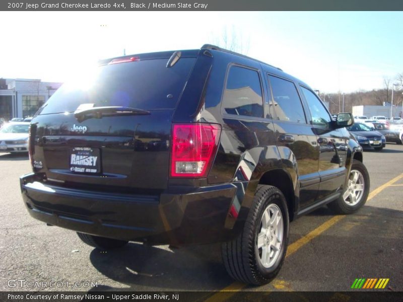 Black / Medium Slate Gray 2007 Jeep Grand Cherokee Laredo 4x4