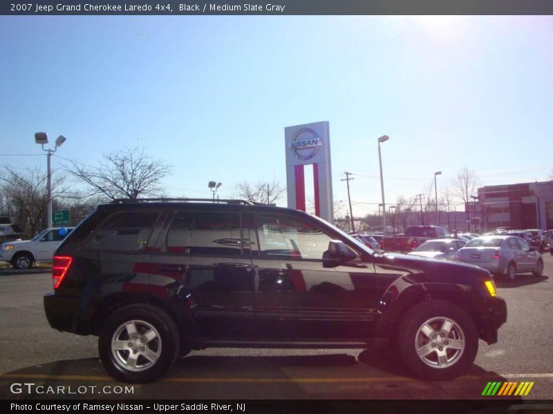 Black / Medium Slate Gray 2007 Jeep Grand Cherokee Laredo 4x4