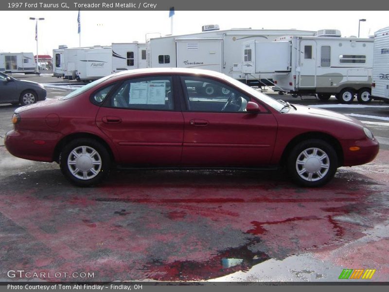 Toreador Red Metallic / Grey 1997 Ford Taurus GL