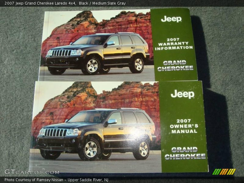 Black / Medium Slate Gray 2007 Jeep Grand Cherokee Laredo 4x4