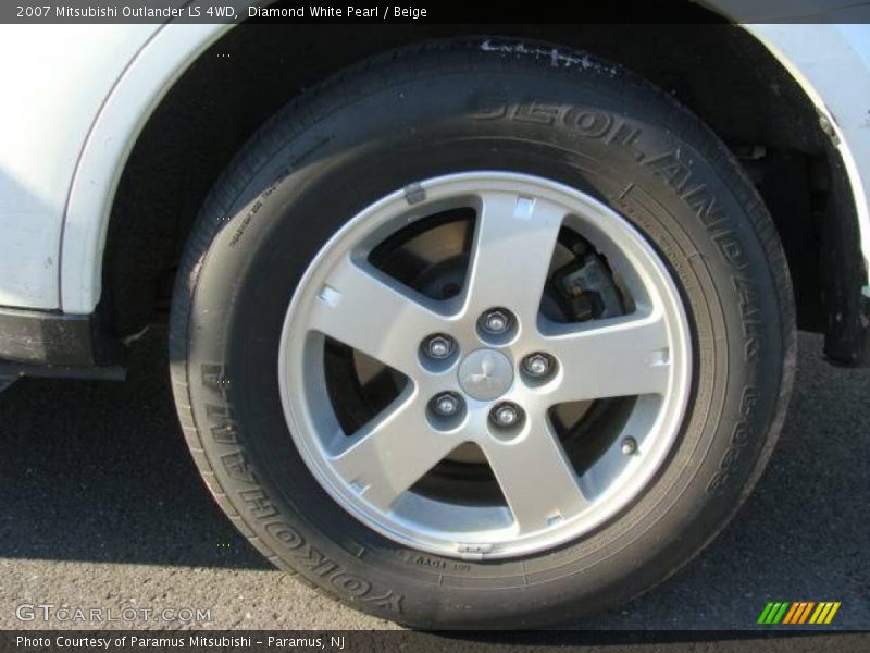 Diamond White Pearl / Beige 2007 Mitsubishi Outlander LS 4WD