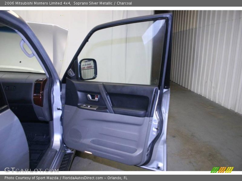 Soprano Silver Metallic / Charcoal 2006 Mitsubishi Montero Limited 4x4