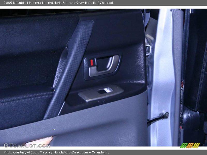 Soprano Silver Metallic / Charcoal 2006 Mitsubishi Montero Limited 4x4