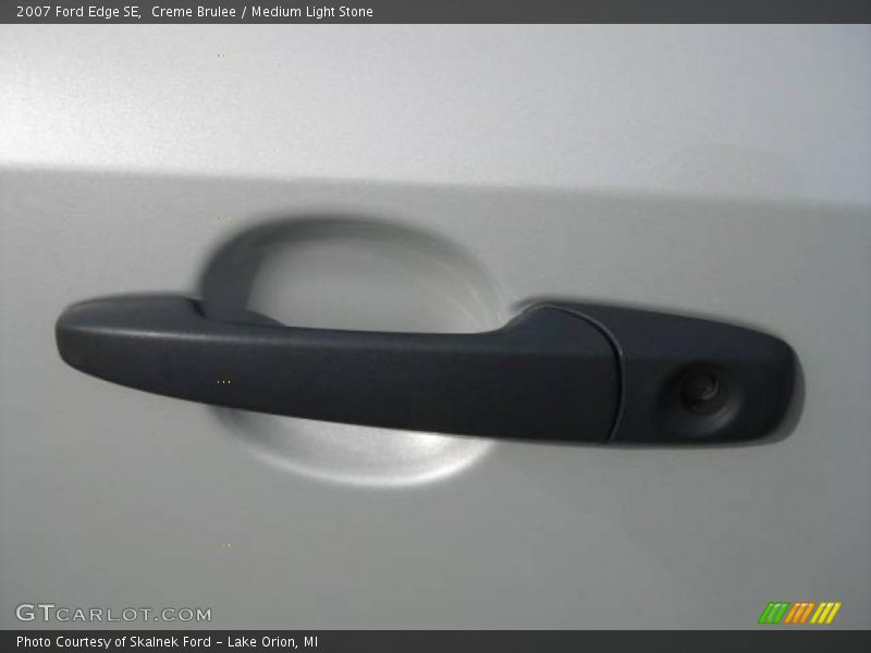 Creme Brulee / Medium Light Stone 2007 Ford Edge SE