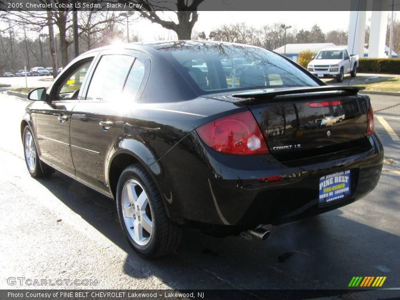 Black / Gray 2005 Chevrolet Cobalt LS Sedan