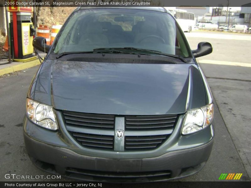 Magnesium Green Pearl / Dark Khaki/Light Graystone 2006 Dodge Caravan SE