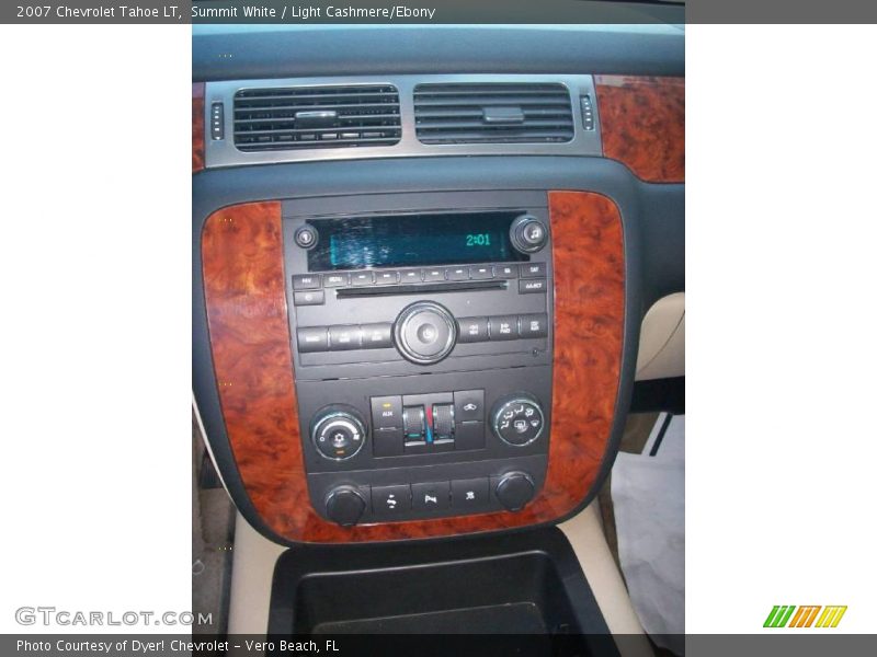 Summit White / Light Cashmere/Ebony 2007 Chevrolet Tahoe LT