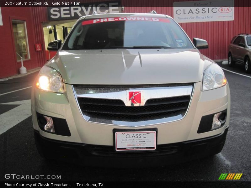 Gold Mist / Tan 2007 Saturn Outlook XE