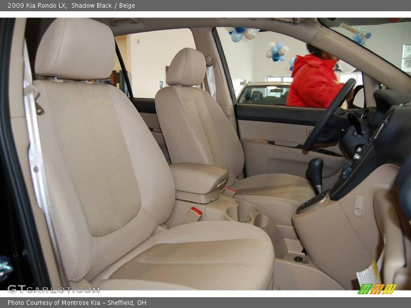 Shadow Black / Beige 2009 Kia Rondo LX