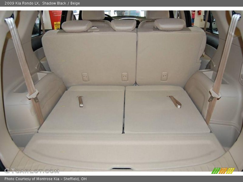 Shadow Black / Beige 2009 Kia Rondo LX