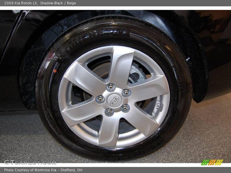 Shadow Black / Beige 2009 Kia Rondo LX