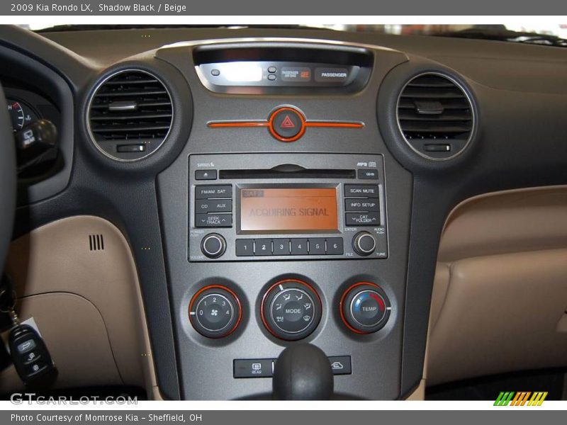Shadow Black / Beige 2009 Kia Rondo LX