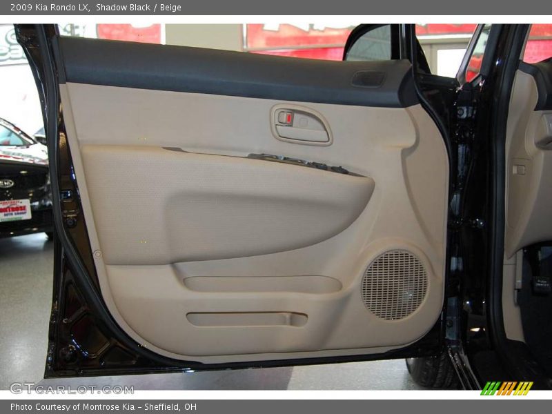 Shadow Black / Beige 2009 Kia Rondo LX
