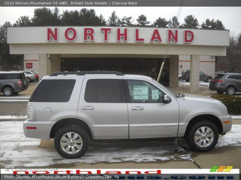 Brilliant Silver Metallic / Charcoal Black 2010 Mercury Mountaineer V6 AWD