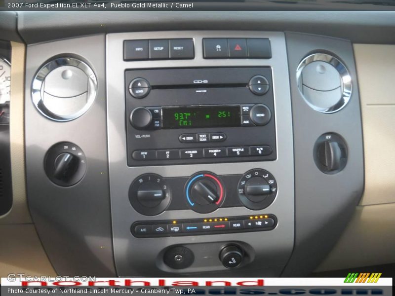 Pueblo Gold Metallic / Camel 2007 Ford Expedition EL XLT 4x4