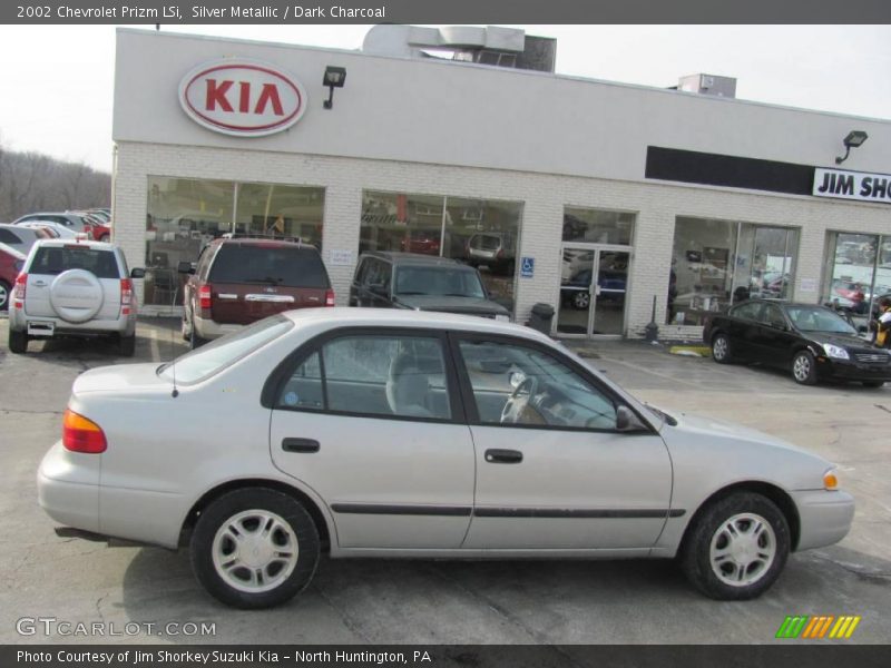 Silver Metallic / Dark Charcoal 2002 Chevrolet Prizm LSi