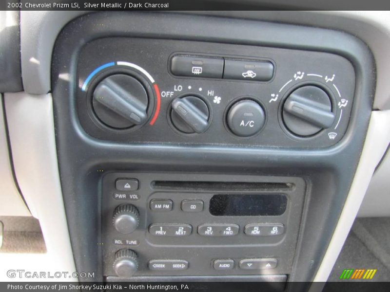 Silver Metallic / Dark Charcoal 2002 Chevrolet Prizm LSi