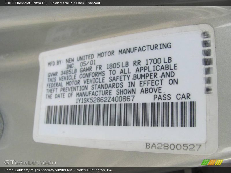 Silver Metallic / Dark Charcoal 2002 Chevrolet Prizm LSi