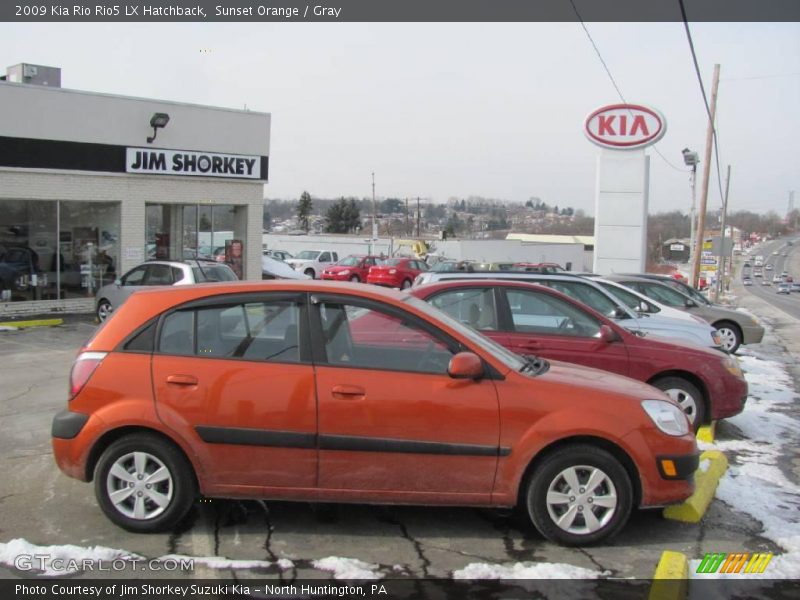Sunset Orange / Gray 2009 Kia Rio Rio5 LX Hatchback