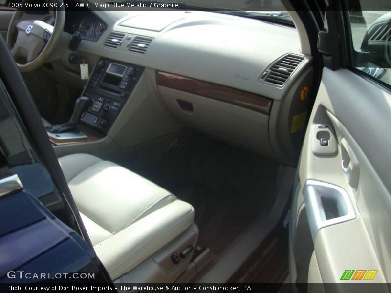 Magic Blue Metallic / Graphite 2005 Volvo XC90 2.5T AWD