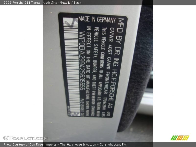 Arctic Silver Metallic / Black 2002 Porsche 911 Targa