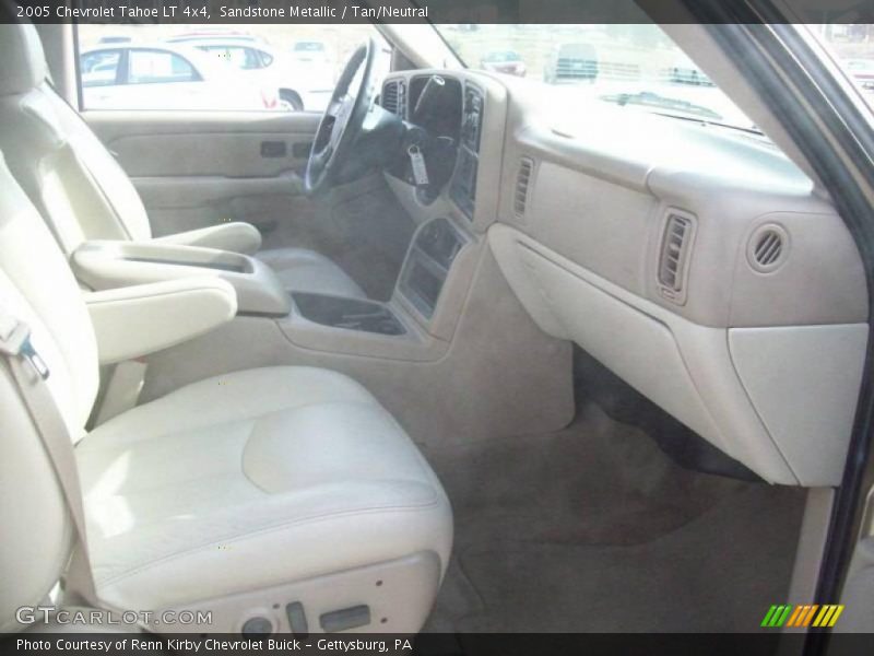 Sandstone Metallic / Tan/Neutral 2005 Chevrolet Tahoe LT 4x4