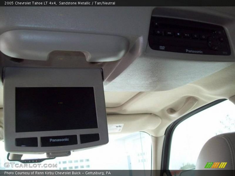 Sandstone Metallic / Tan/Neutral 2005 Chevrolet Tahoe LT 4x4