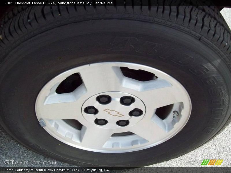 Sandstone Metallic / Tan/Neutral 2005 Chevrolet Tahoe LT 4x4