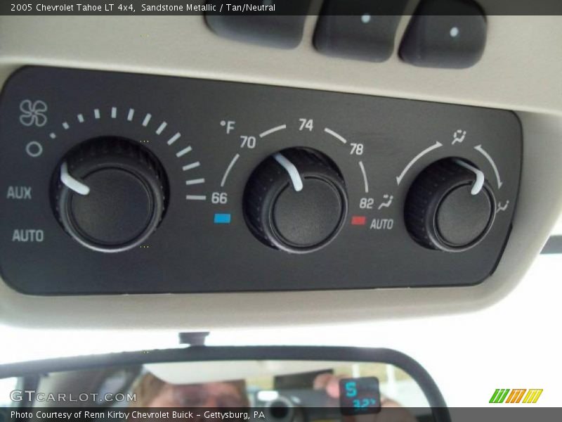 Sandstone Metallic / Tan/Neutral 2005 Chevrolet Tahoe LT 4x4