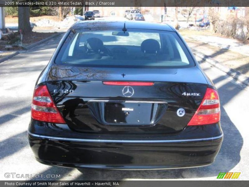 Black / Charcoal 2005 Mercedes-Benz E 320 4Matic Sedan